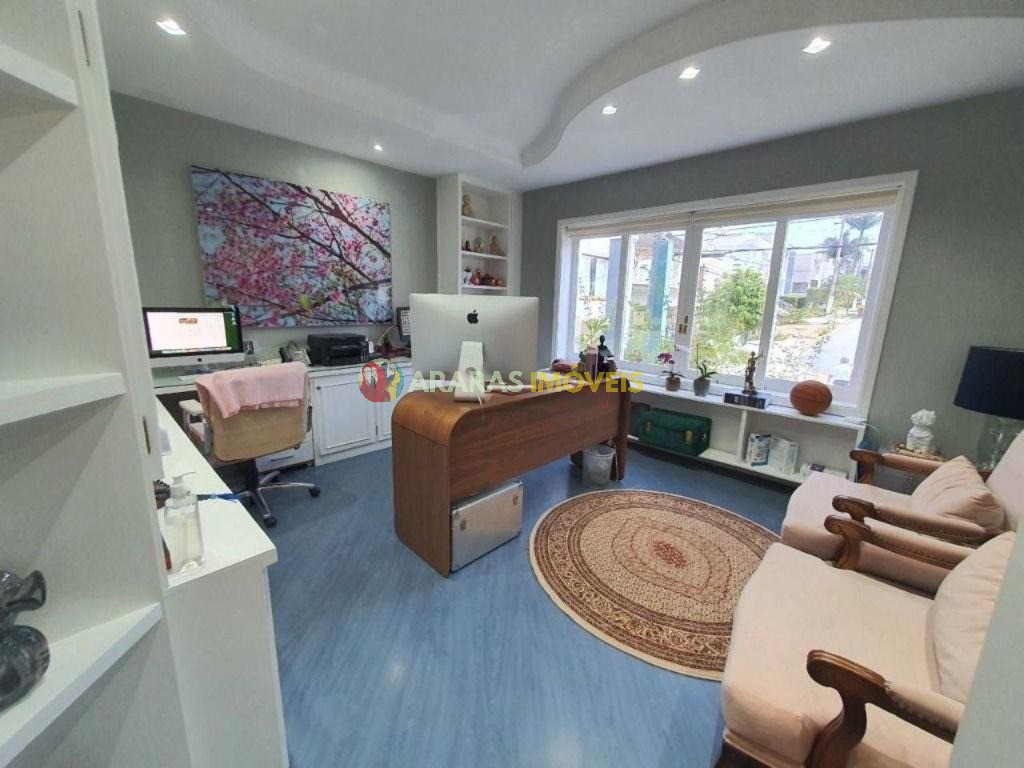Sobrado de alto padrão no Centro de São Bernardo do Campo, 527 m² , com 4 dormitórios (2 suítes amplas) por R$ 3.600.000,00