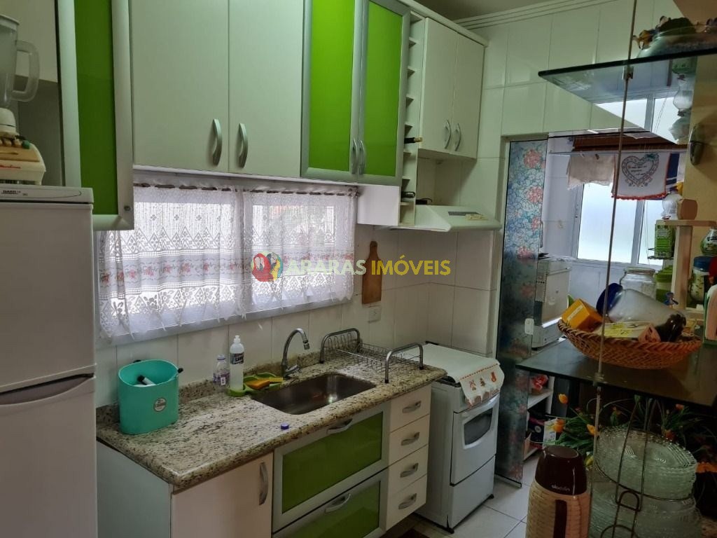 Apartamento em bertioga, pé na areia com 94 m², 3 dormitórios sendo 1 suíte.