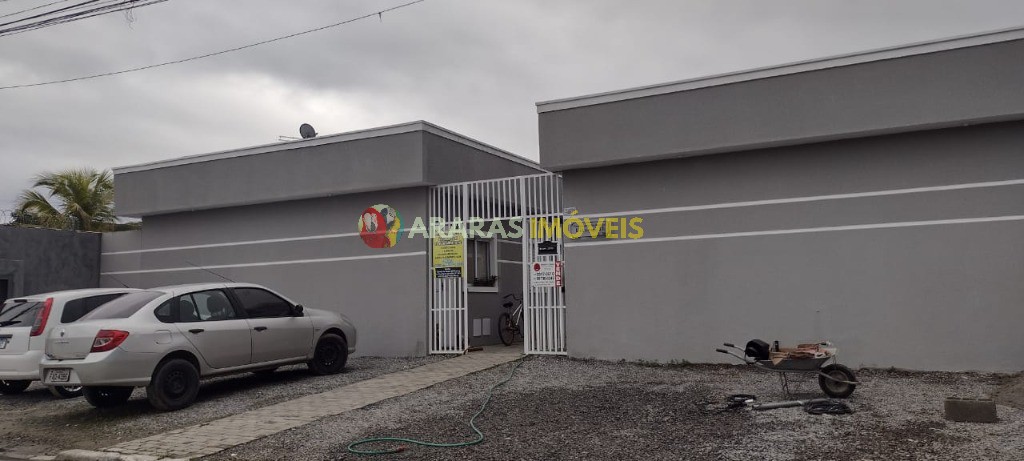 Village com 2 dormitórios à venda, 51 m² por R$ 230.000,00 -