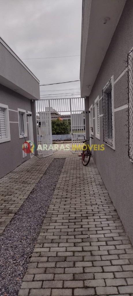 Village com 2 dormitórios à venda, 51 m² por R$ 230.000,00 -