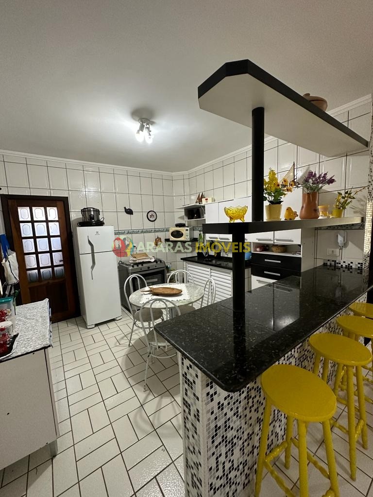 Belíssima casa com 3 dormitórios à venda, 98 m² por R$ 620.000 - maitinga - bertioga/sp