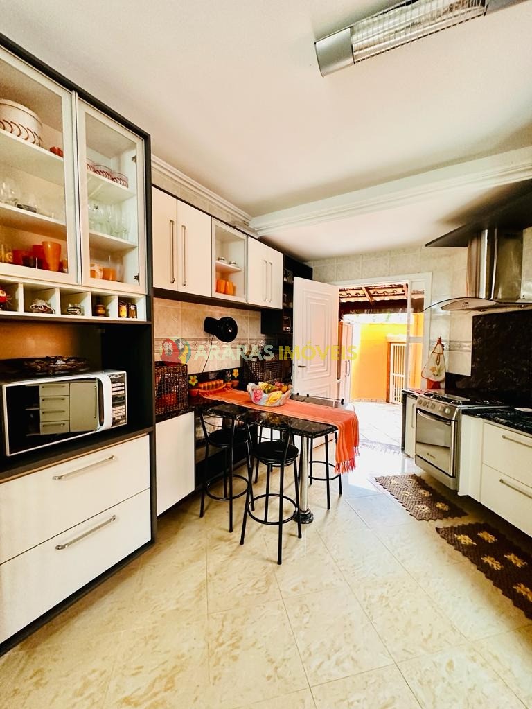 Village mobiliado 82,32m² com 2 suites por R$ 650.000,00 em 