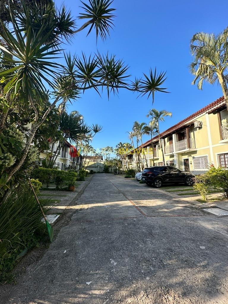 Villagio 72m² próximo da praia com 2 dormitórios por R$ 480.000,00 - bertioga centro