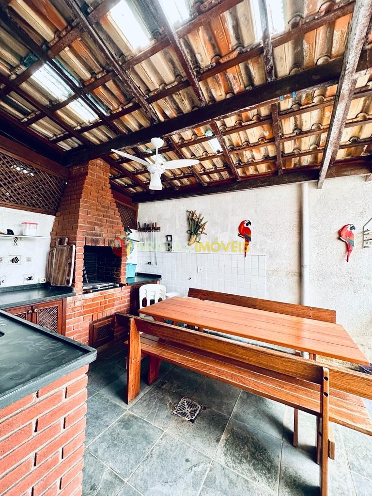 Sobrado mobiliado em villagio frente para o mar por R$ 550.000,00 no maitinga-bertioga/sp