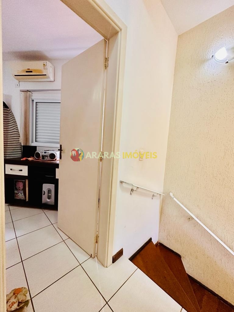 Village mobiliado 82,32m² com 2 suites por R$ 650.000,00 em 
