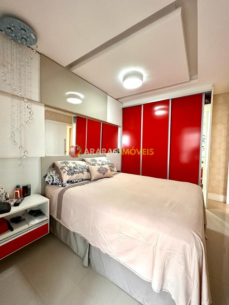 Apartamento com 2 dormitórios à venda, 79 m² por R$ 901.000,