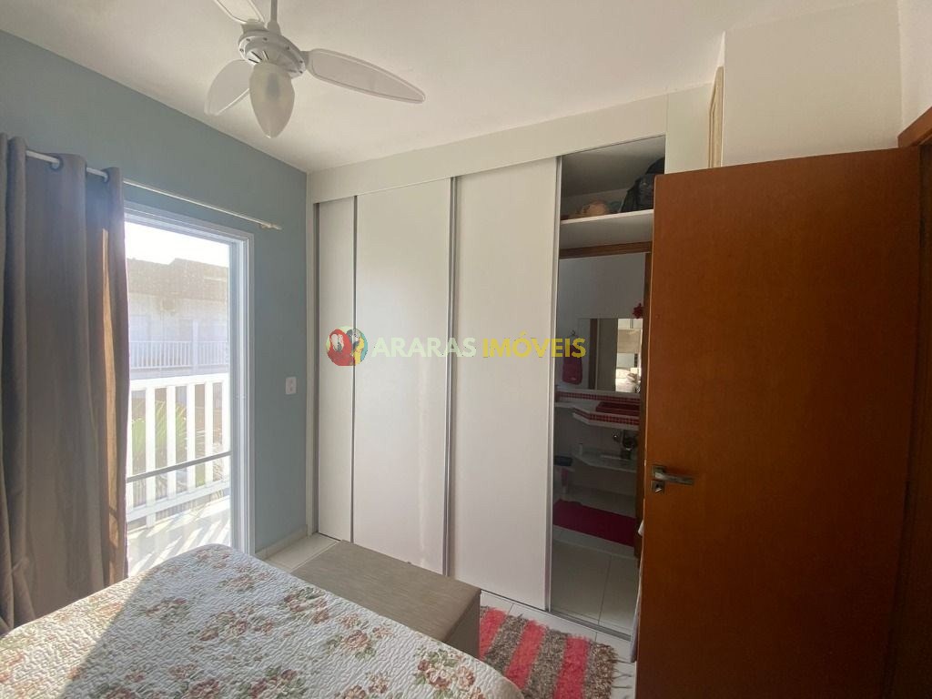 Sobrado em villagio- maitinga- bertioga