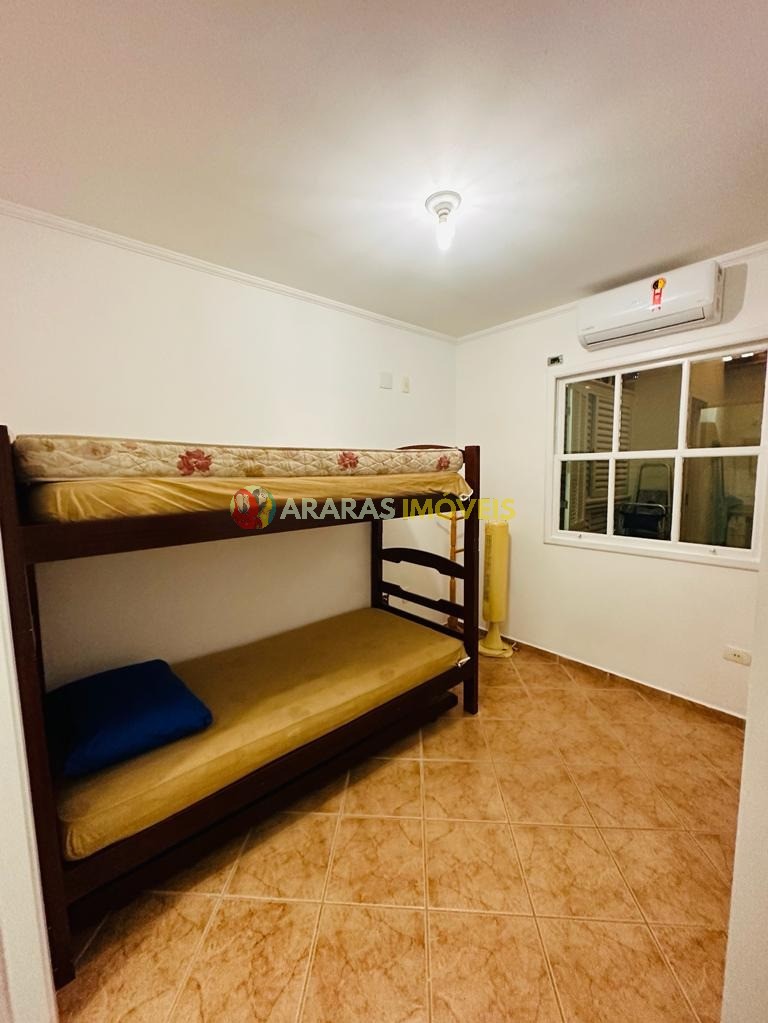 Village 115 m² próximo a praia com 3 dormitório (sendo 3 suí