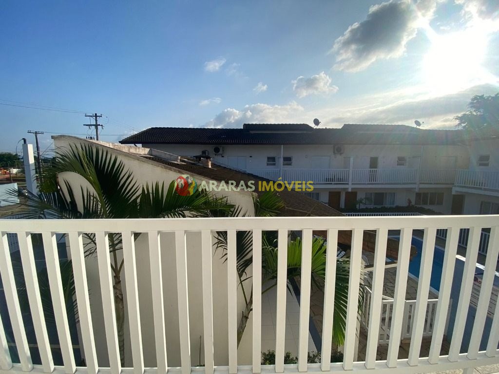 Sobrado em villagio- maitinga- bertioga