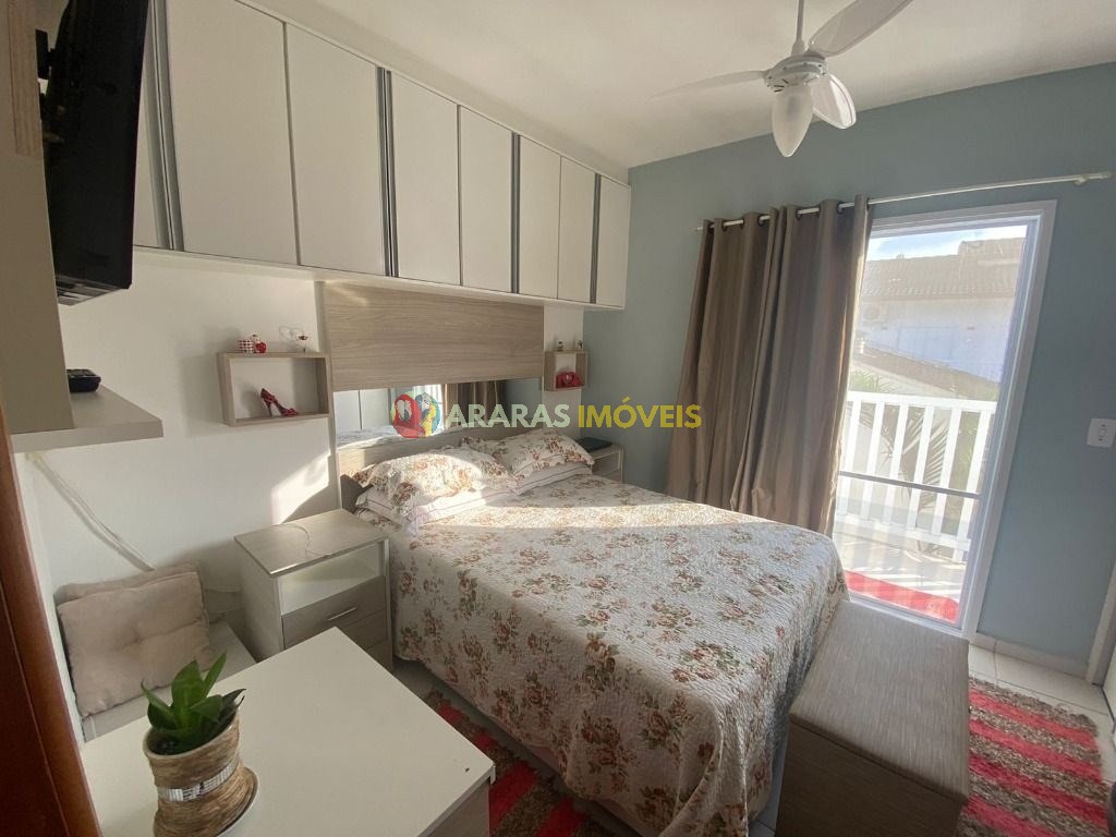 Sobrado em villagio- maitinga- bertioga