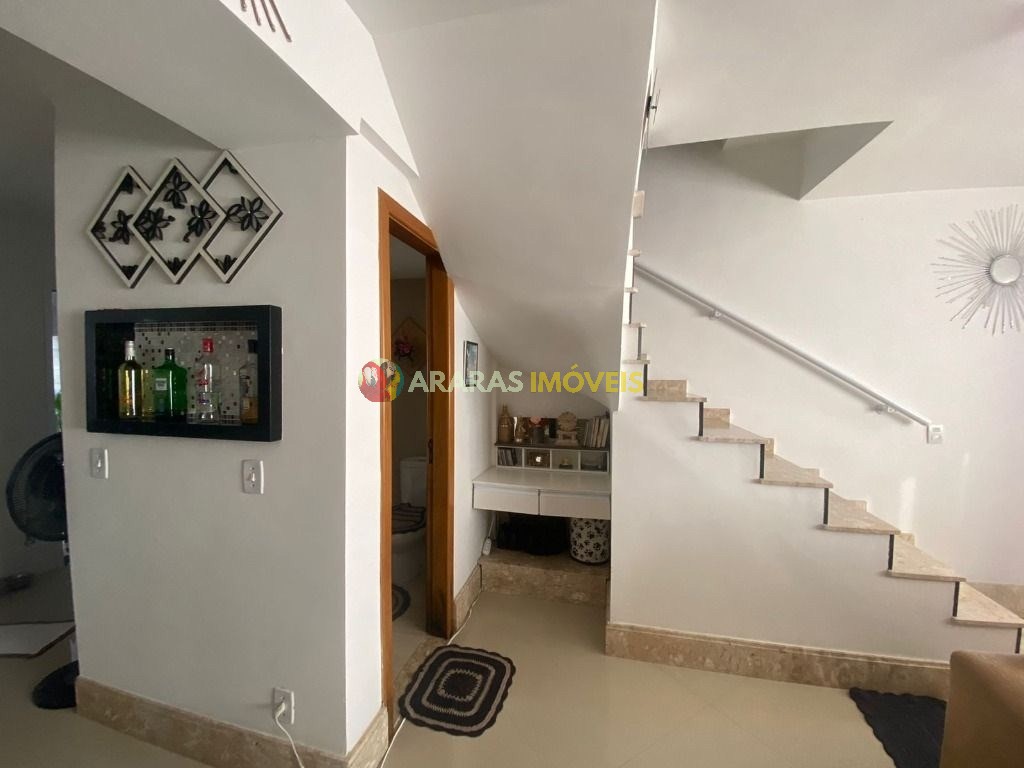 Sobrado em villagio- maitinga- bertioga