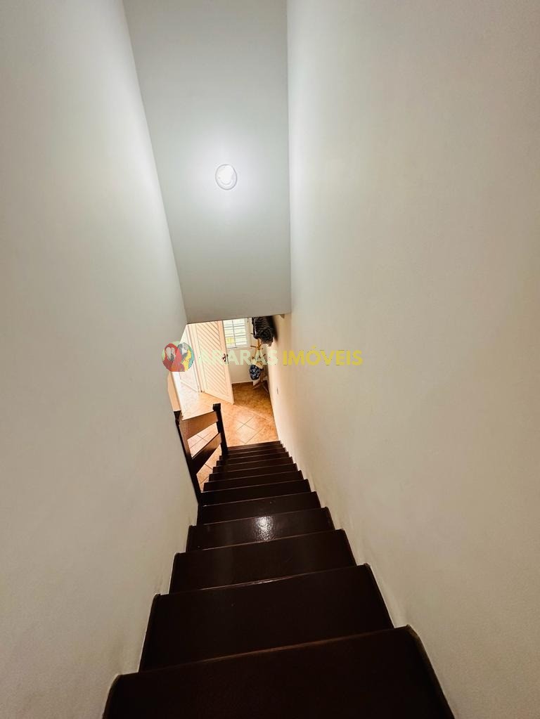 Village 115 m² próximo a praia com 3 dormitório (sendo 3 suí