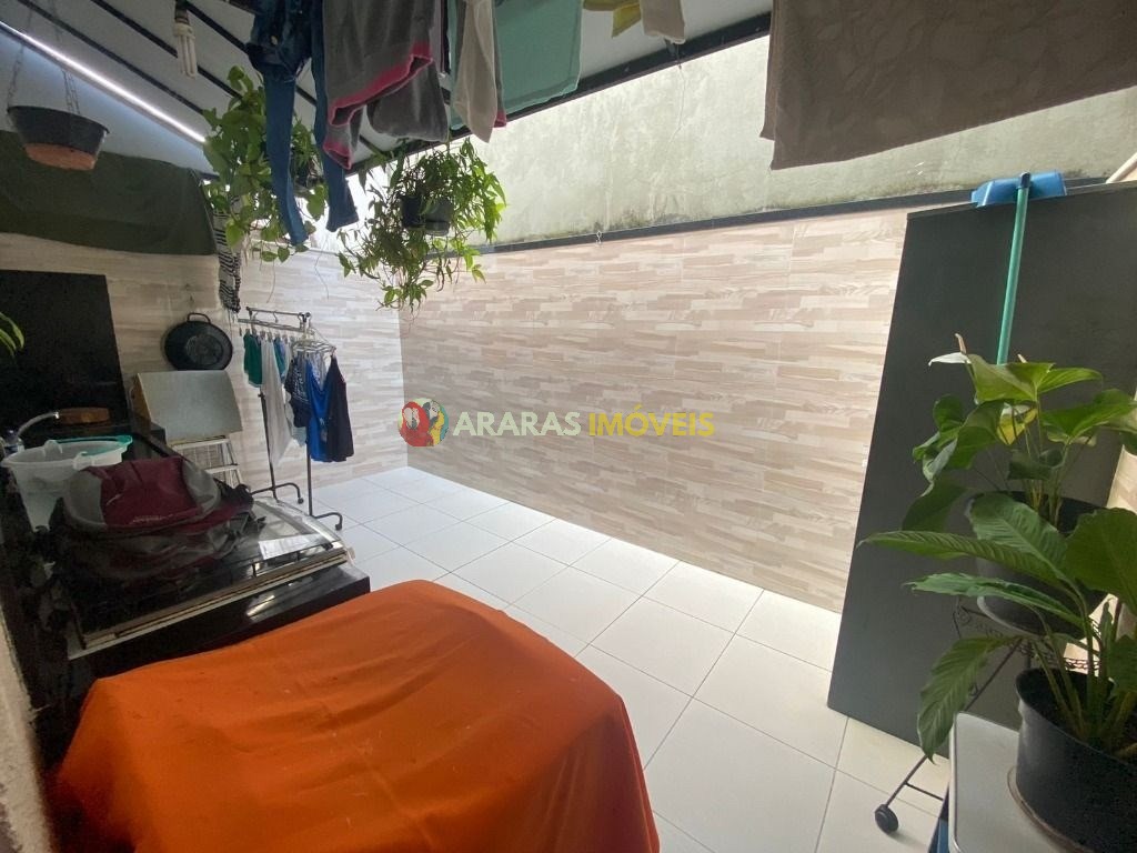 Sobrado em villagio- maitinga- bertioga