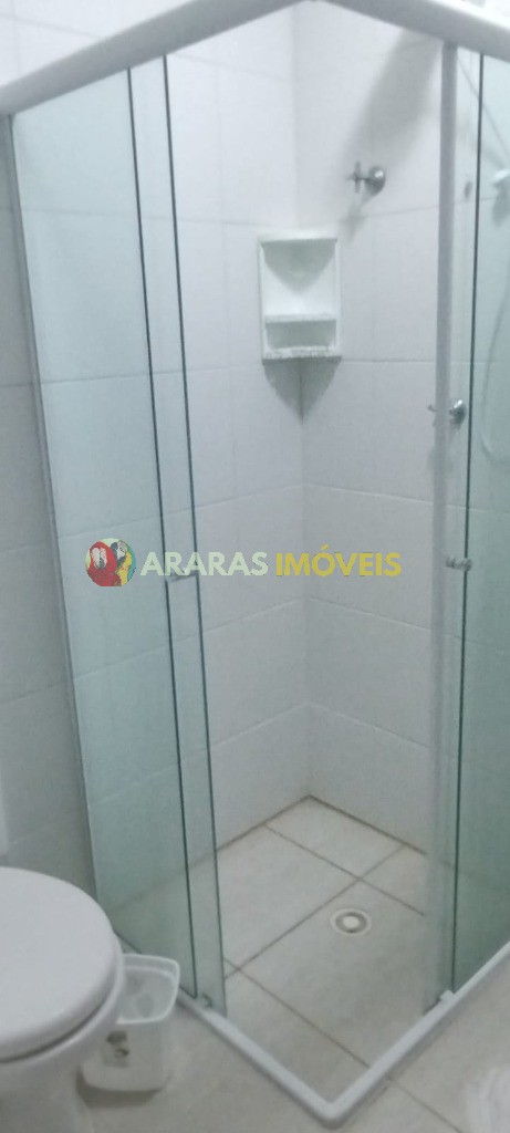Casa em village com 3 suites a venda - R$ 780.000,00