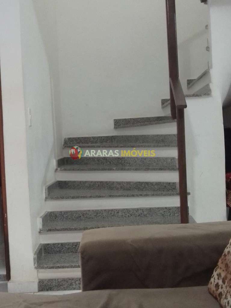 Village 98m² com 2 suites em maitinga-bertioga/sp por R$ 440.000,00