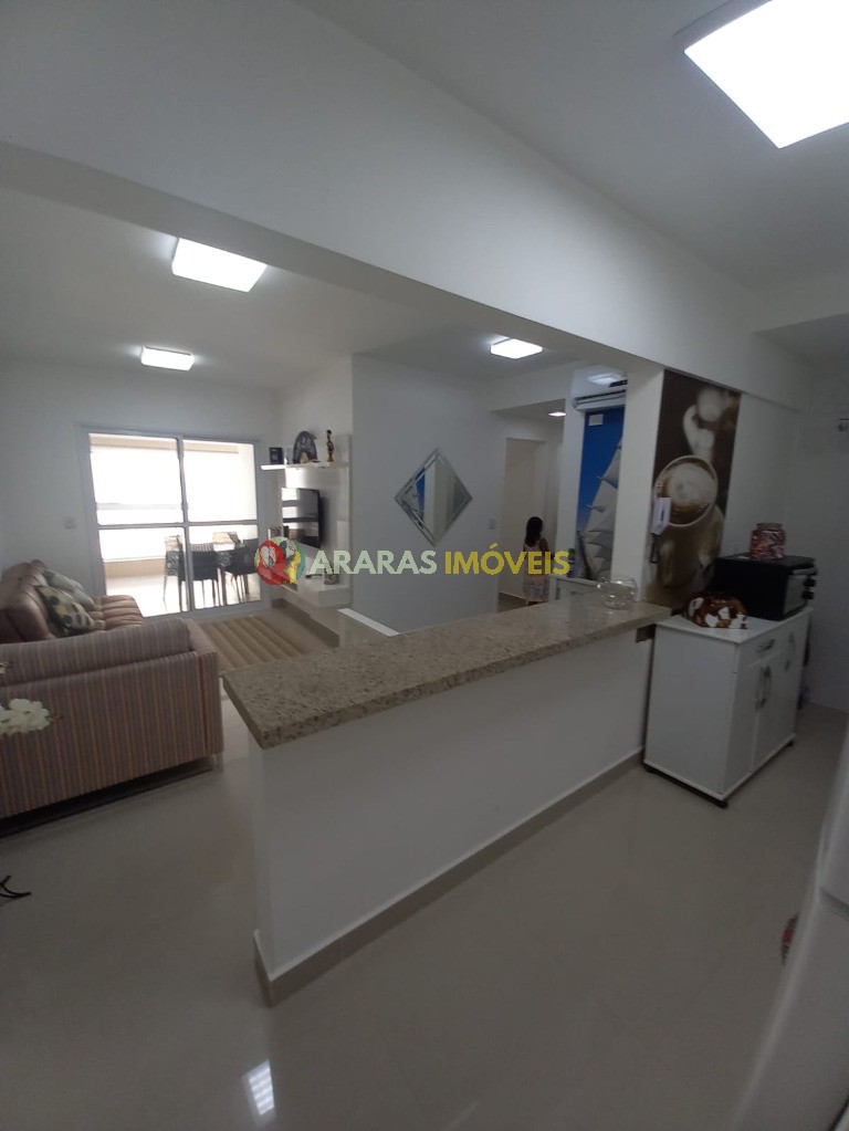 Apartamento à Venda com 2 quartos, sendo 1 suíte, 1 vaga e 75m² por R$ 849.000