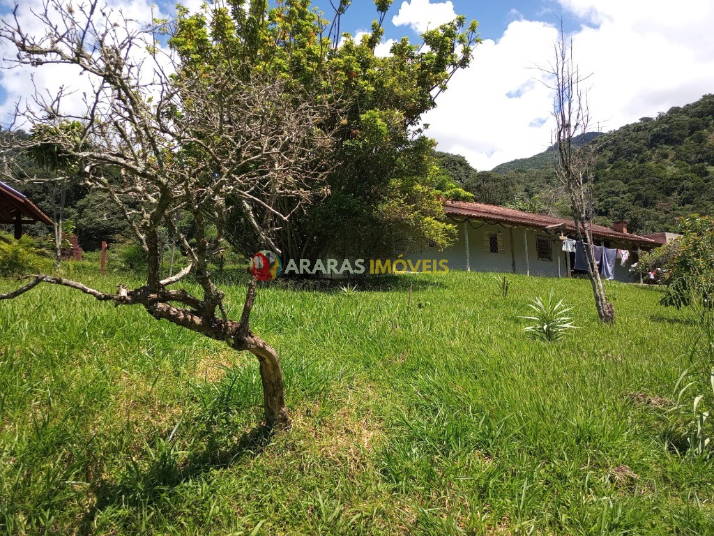 Terreno de 6.000,00 m² - no valor de R$ 700,000,00 - sapucaí