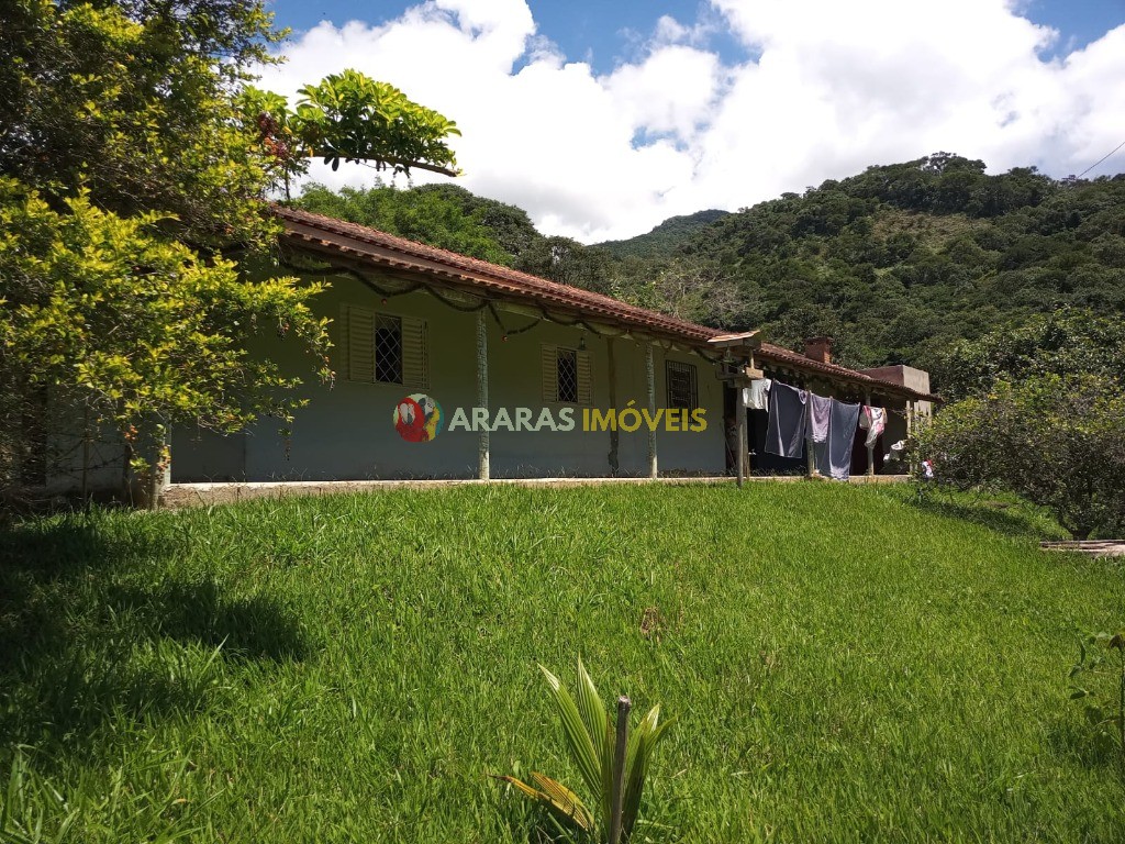 Terreno de 6.000,00 m² - no valor de R$ 700,000,00 - sapucaí