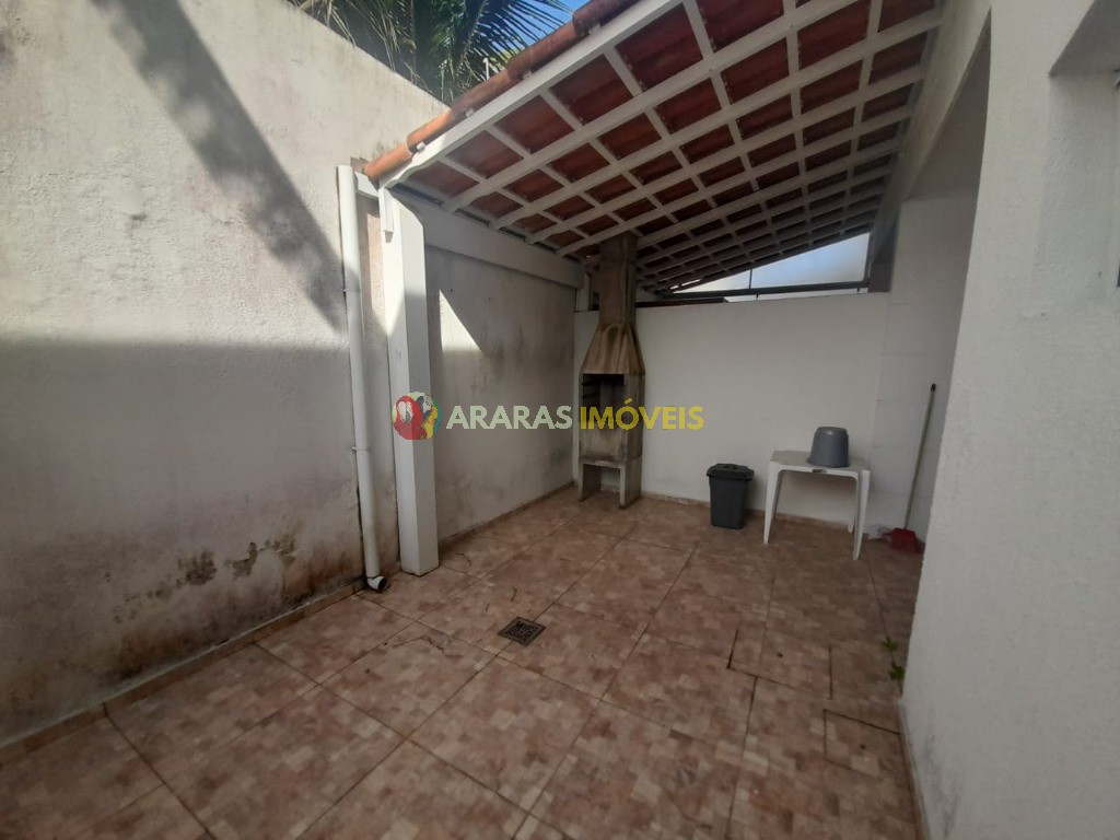 Village com 3 quartos a venda por R$ 620.000,00