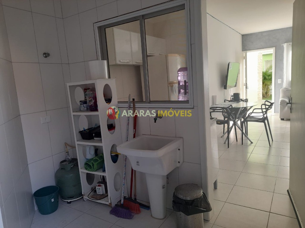 Village a venda por R$ 480.000,00 - Indaia Bertioga / SP