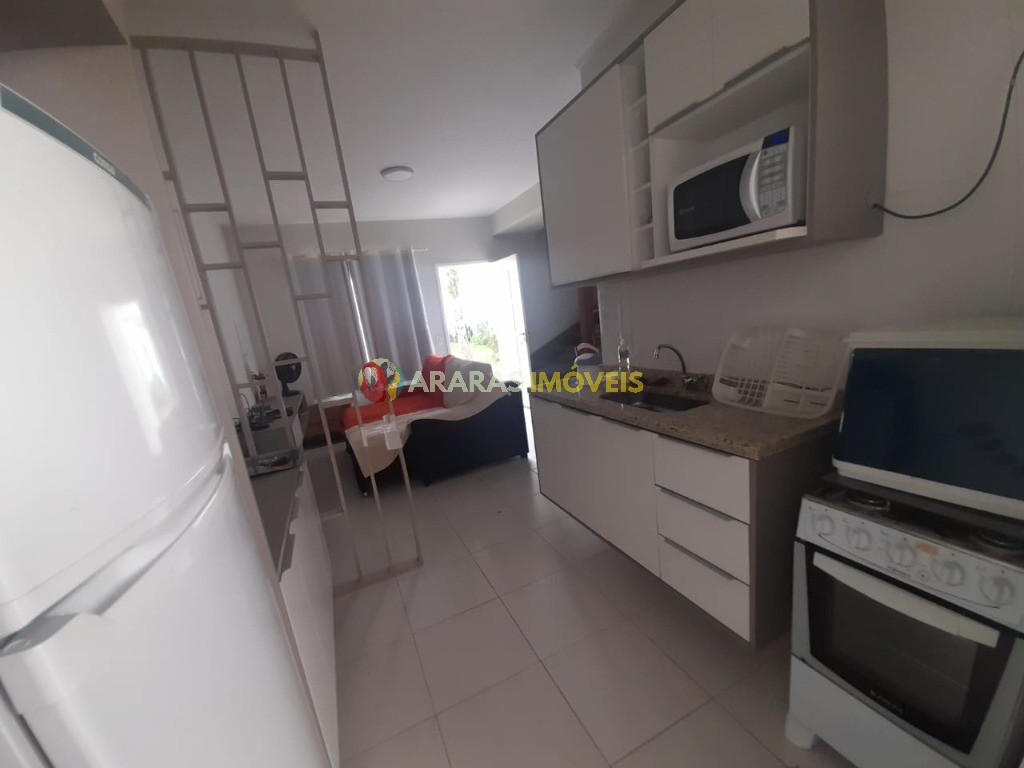 Village com 3 quartos a venda por R$ 620.000,00