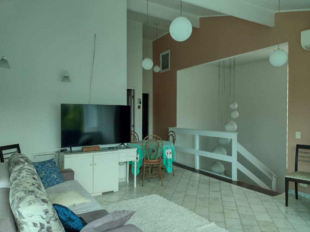 Casa alto padrão à venda, por R$ 1.800.000 - maitinga - bertioga/sp