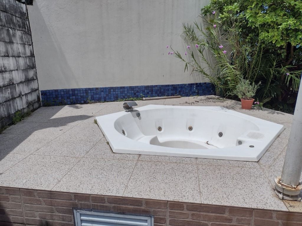 Casa alto padrão à venda, por R$ 1.800.000 - maitinga - bertioga/sp
