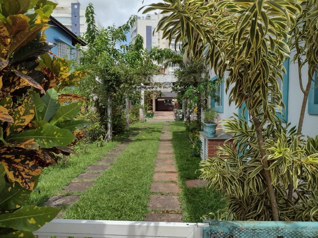 Casa alto padrão à venda, por R$ 1.800.000 - maitinga - bertioga/sp