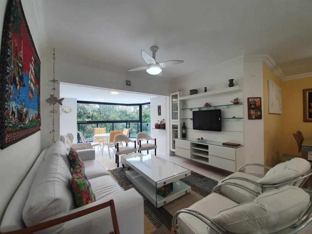 Apartamento com 4 dormitórios à venda, 142 m² por R$ 2.800.0