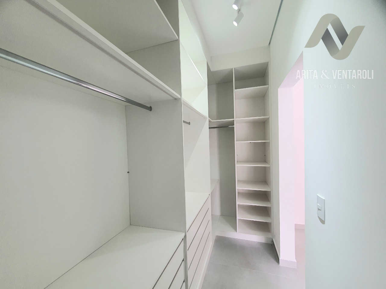 Casa, 3 quartos, 207 m² - Foto 14
