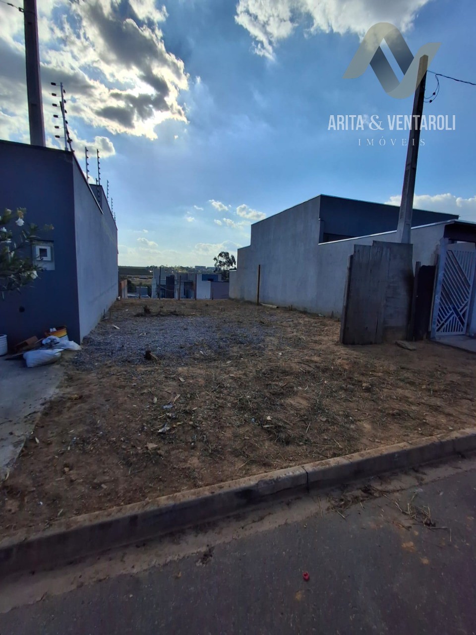 Terreno, 150 m² - Foto 1