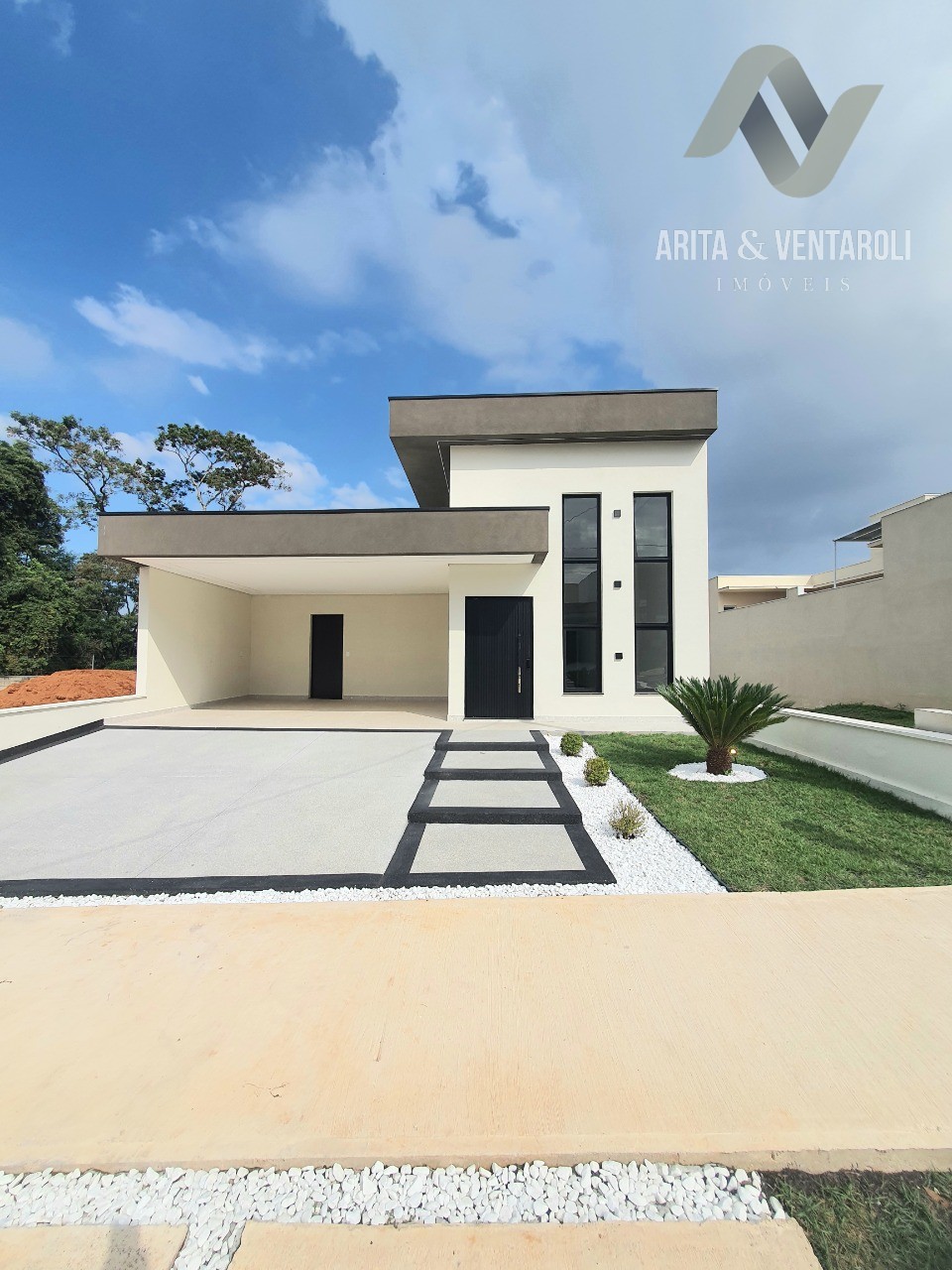 Casa, 3 quartos, 207 m² - Foto 2