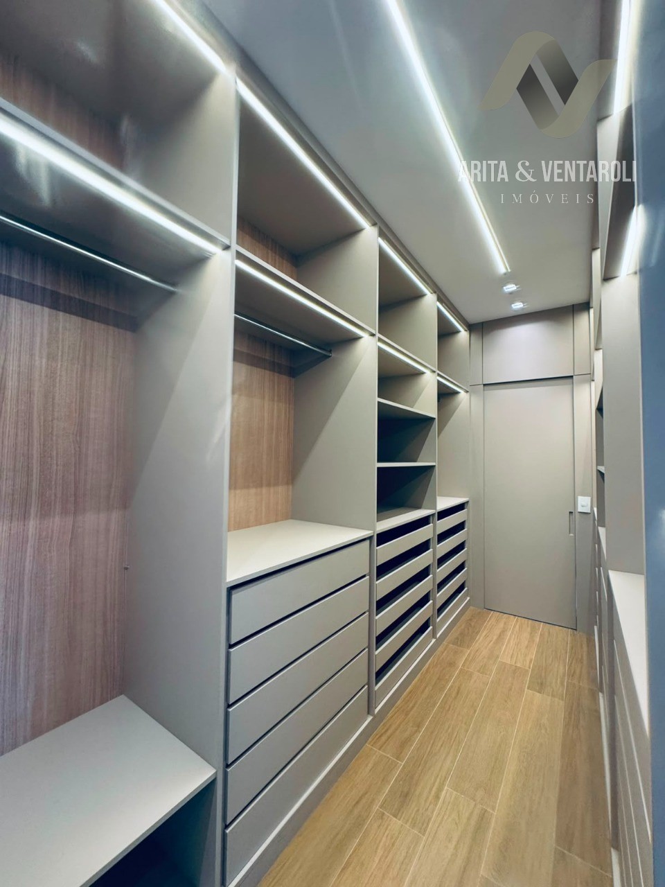 Casa, 4 quartos, 335 m² - Foto 32