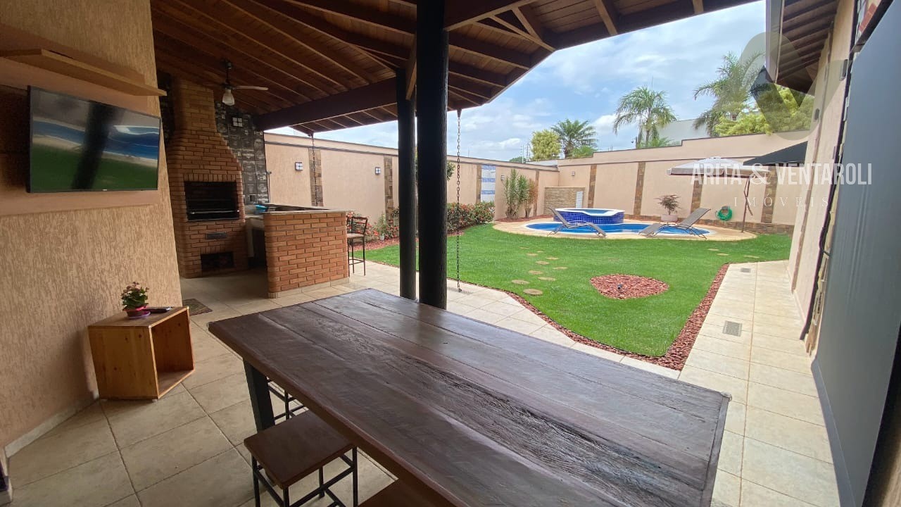 Casa, 4 quartos, 290 m² - Foto 8