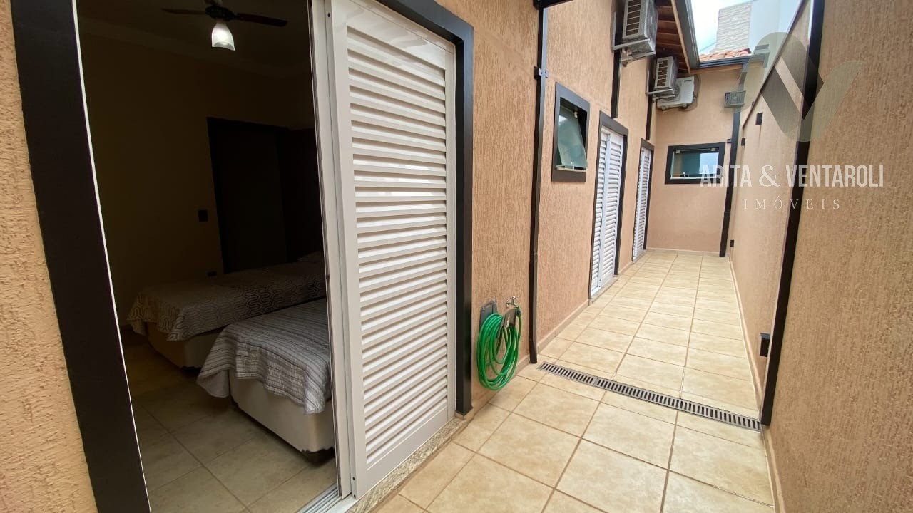 Casa, 4 quartos, 290 m² - Foto 24