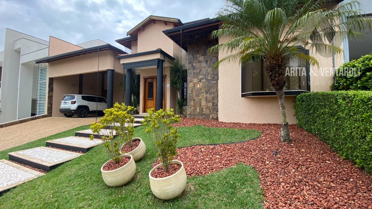 Casa, 4 quartos, 290 m² - Foto 1