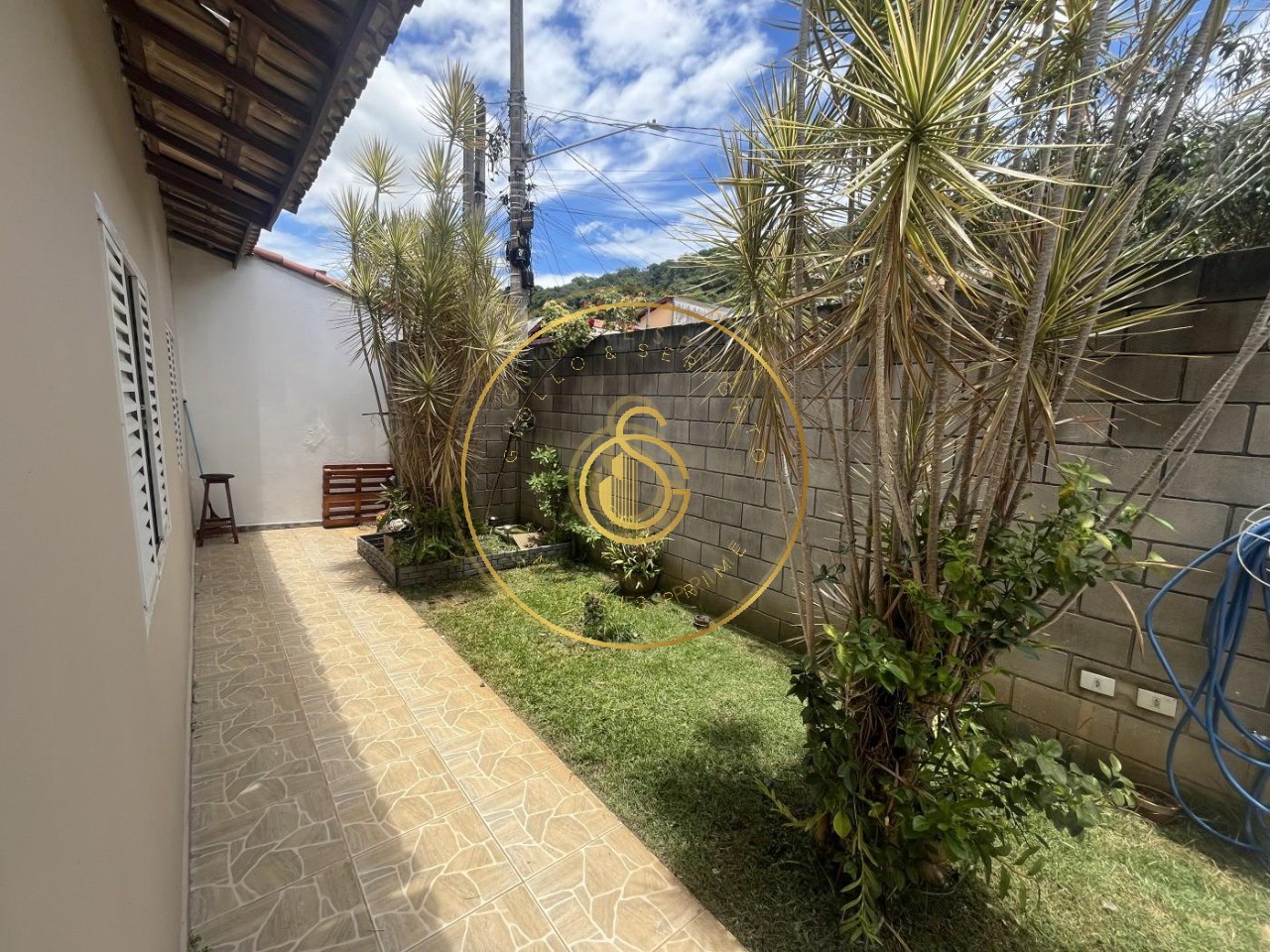 Excelente casa reformada para venda no bairro jardim arco ír