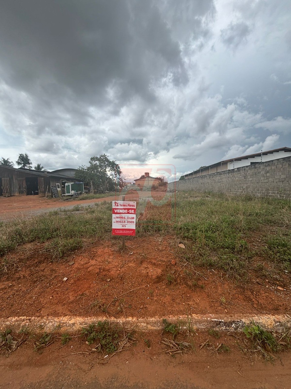 Loteamento e Condomínio, 900 m² - Foto 1
