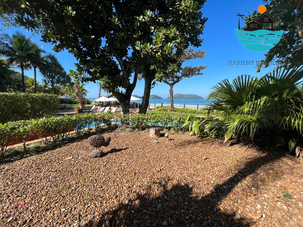 Casa em condomínio pé na areia c/ vista ao mar para venda e locação em Juquehy com 4 suítes, 10 pes. 201m² de área construída Juquehy Imobiliária