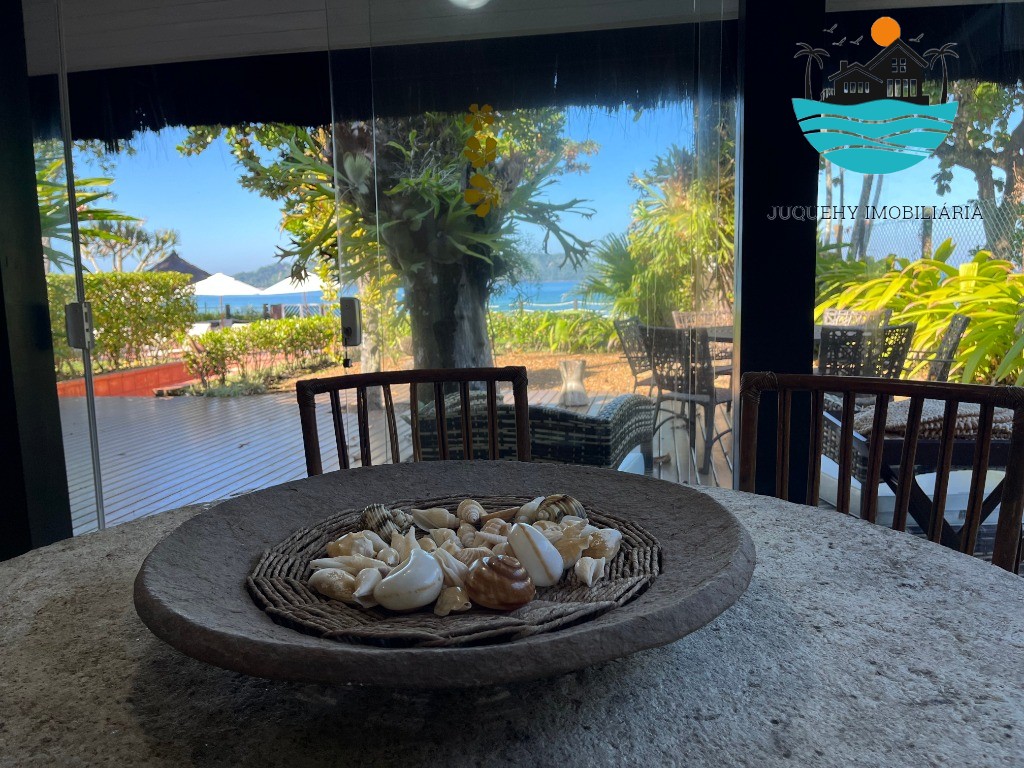 Casa em condomínio pé na areia c/ vista ao mar para venda e locação em Juquehy com 4 suítes, 10 pes. 201m² de área construída Juquehy Imobiliária