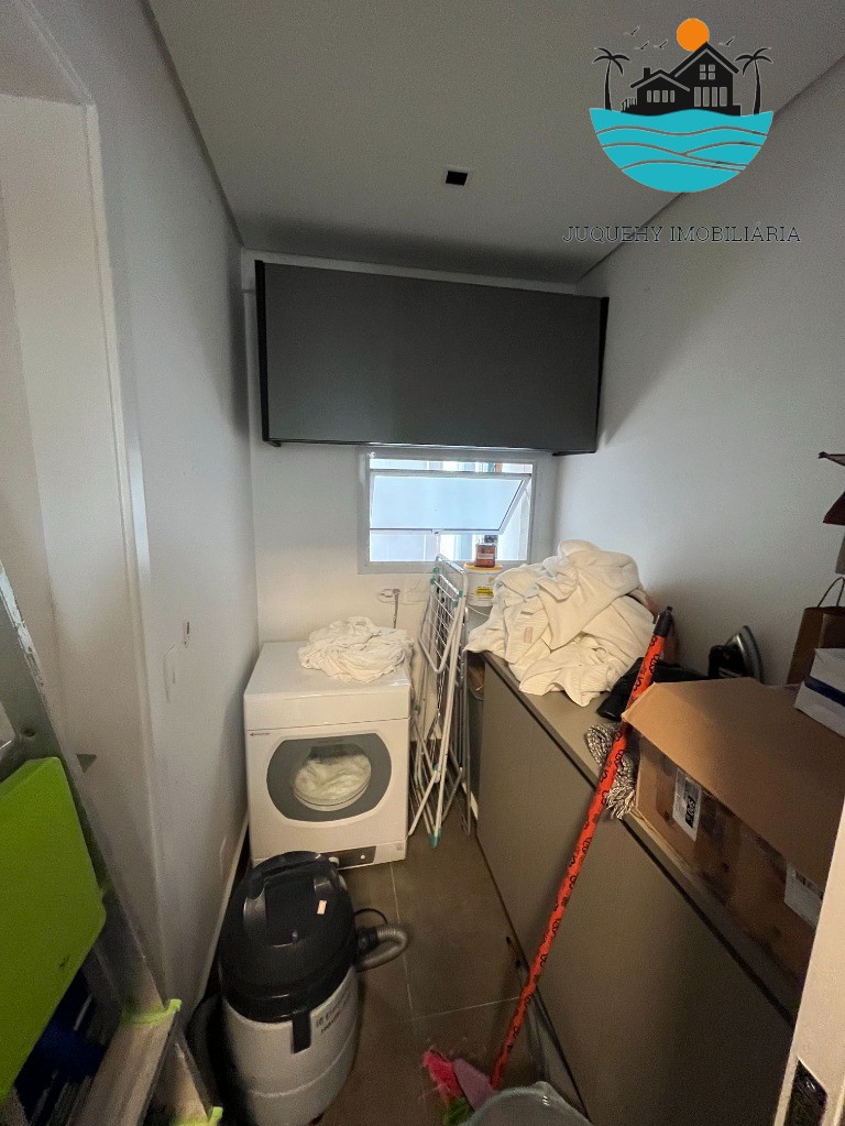 Casa em condomínio pé na areia, à venda em Juquehy com 5 suítes, piscina privativa e 340m² de área construída Juquehy Imobiliária