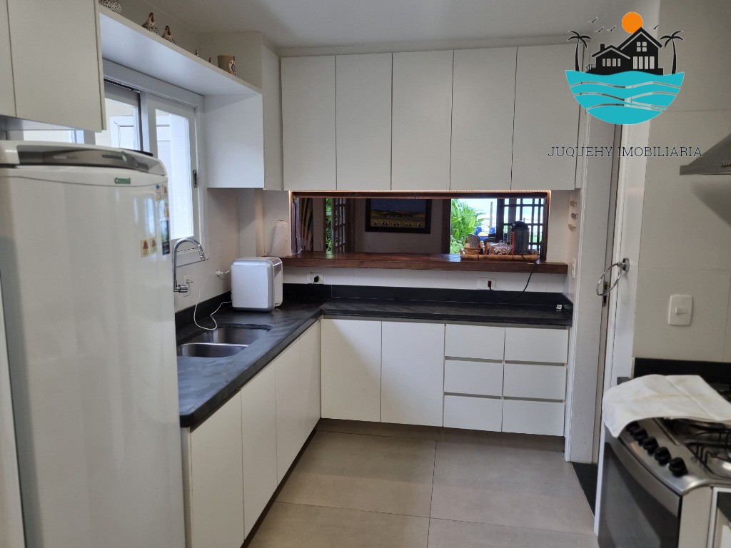 Casa para locação em condomínio com vista ao mar em Juquehy com 5 suítes, serviço de praia - Acomodação 10-12 pessoas Juquehy Imobiliária