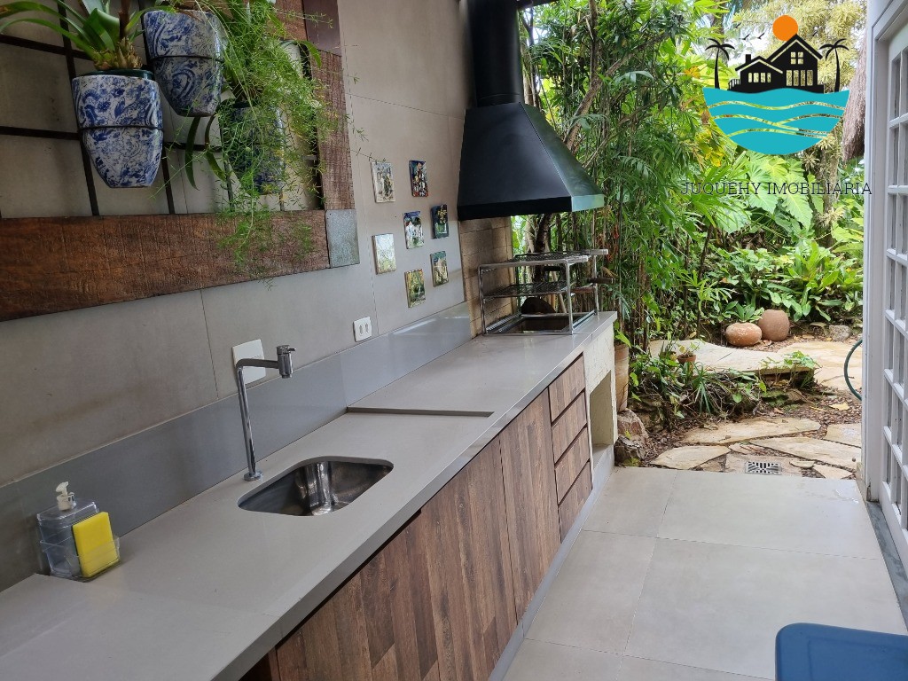 Casa para locação em condomínio com vista ao mar em Juquehy com 5 suítes, serviço de praia - Acomodação 10-12 pessoas Juquehy Imobiliária