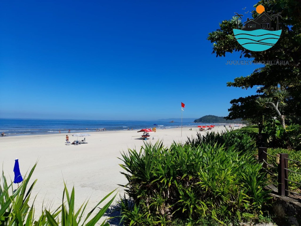 Casa para locação em condomínio com vista ao mar em Juquehy com 5 suítes, serviço de praia - Acomodação 10-12 pessoas Juquehy Imobiliária