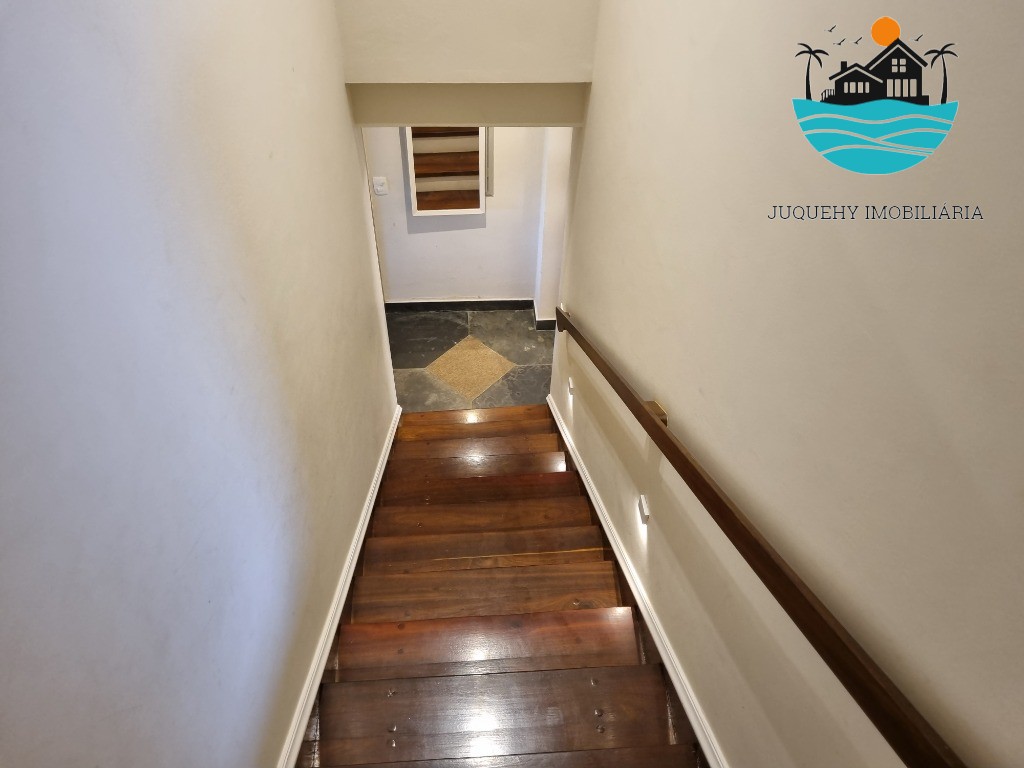 Casa para locação em condomínio com vista ao mar em Juquehy com 5 suítes, serviço de praia - Acomodação 10-12 pessoas Juquehy Imobiliária