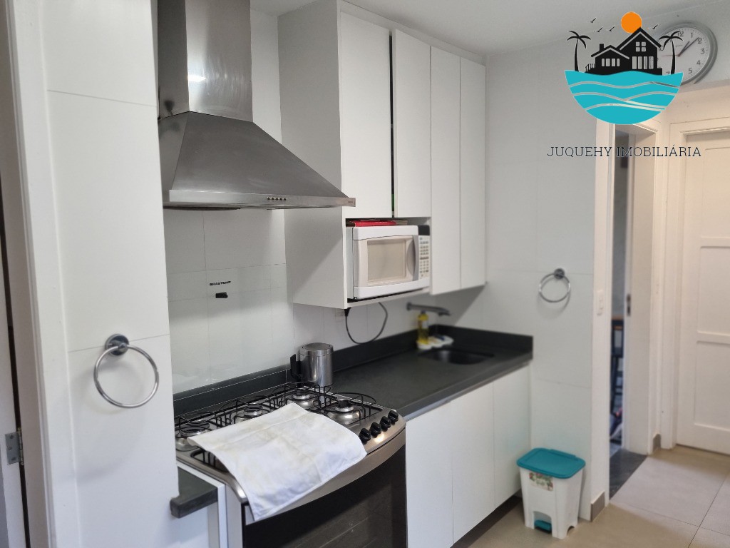 Casa para locação em condomínio com vista ao mar em Juquehy com 5 suítes, serviço de praia - Acomodação 10-12 pessoas Juquehy Imobiliária