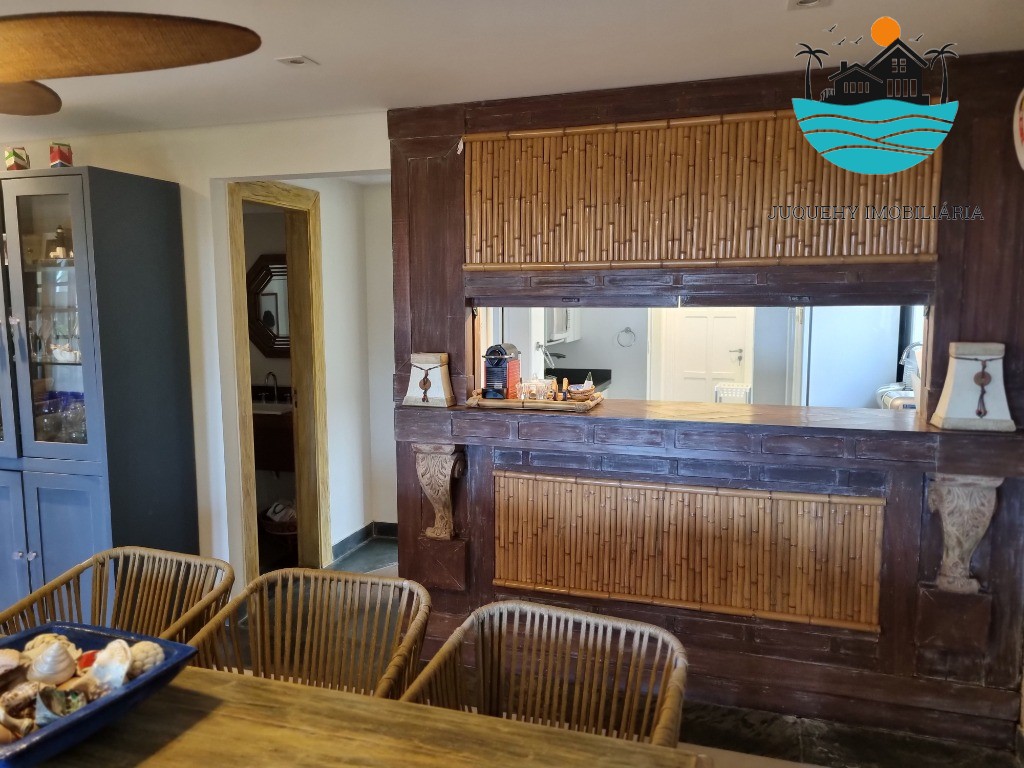 Casa para locação em condomínio com vista ao mar em Juquehy com 5 suítes, serviço de praia - Acomodação 10-12 pessoas Juquehy Imobiliária