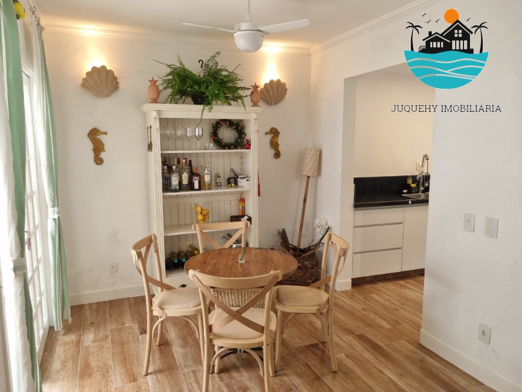 Aluguel de temporada em Juquehy - Condomínio Pé na Areia. Com 4 dormitórios, 2 suítes c/ vista ao mar, 2 vagas e max. 8 pessoas Juquehy Imobiliária