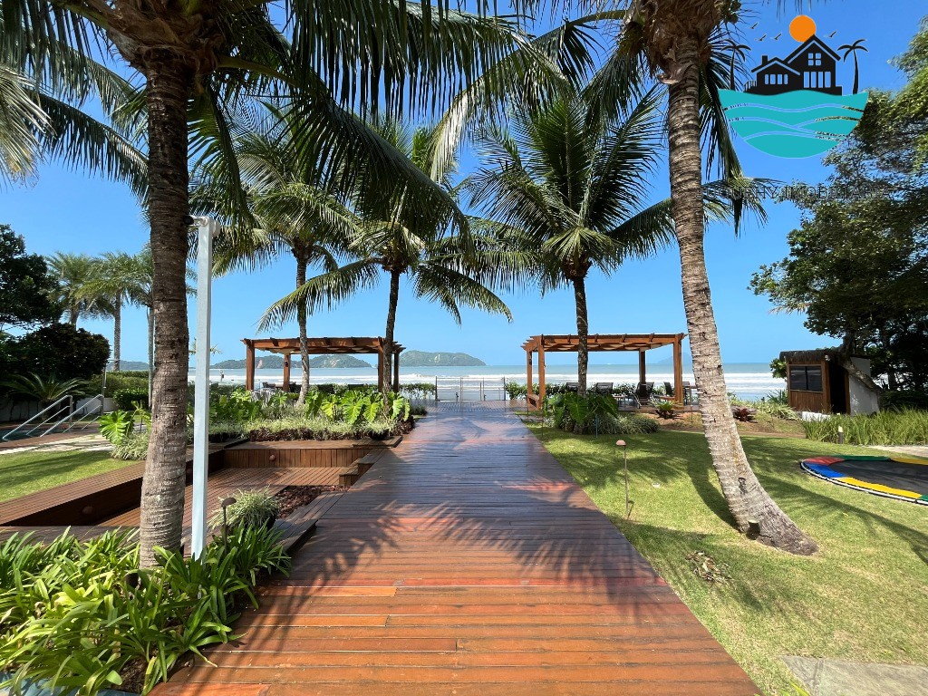 Casa em condomínio pé na areia, à venda em Juquehy com 5 suítes, piscina privativa e 340m² de área construída Juquehy Imobiliária