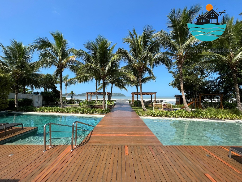 Casa em condomínio pé na areia, à venda em Juquehy com 5 suítes, piscina privativa e 340m² de área construída Juquehy Imobiliária